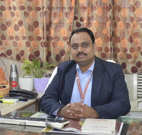 Dr. Purnendu Mishra 