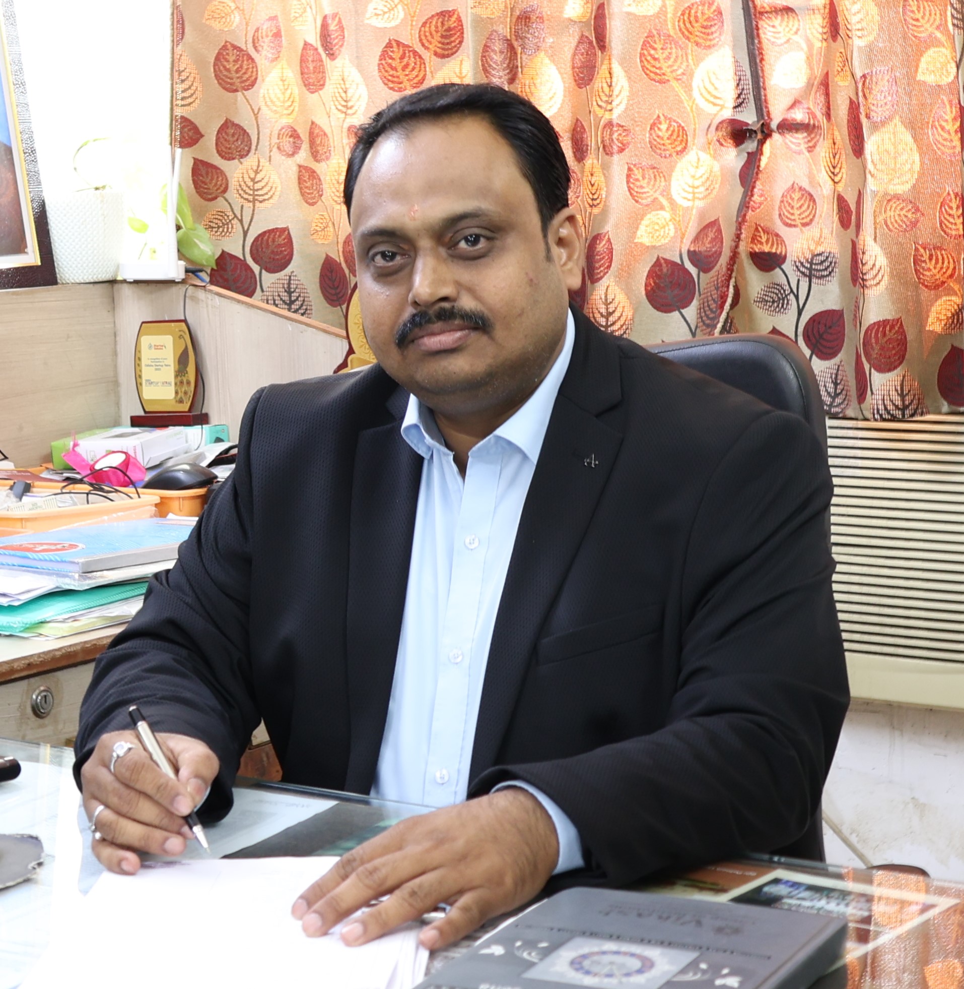 Dr. Purnendu Mishra